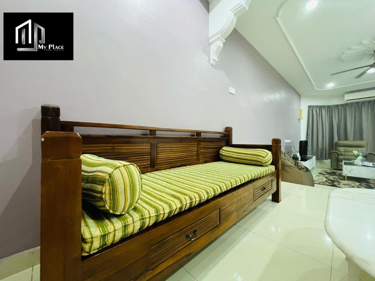 2 Storey 5Br 16Pax Semabok Taman Cheng Ho, 3 By Myplace Malacca Bagian luar foto