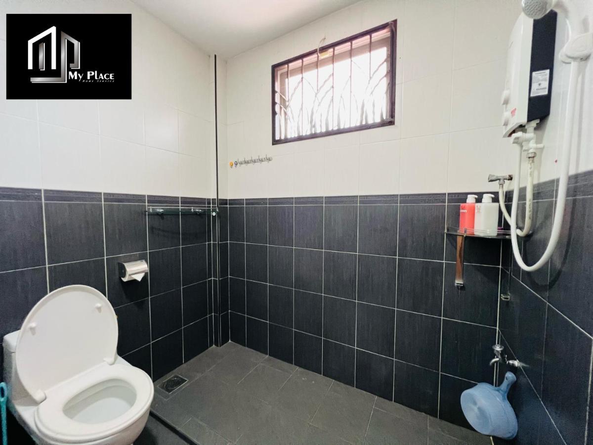 2 Storey 5Br 16Pax Semabok Taman Cheng Ho, 3 By Myplace Malacca Bagian luar foto
